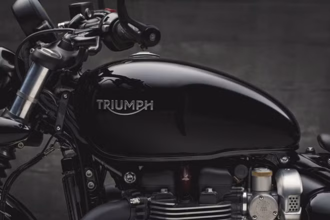ngam 2018 triumph bobber black gia hon nua ty moi ve viet nam