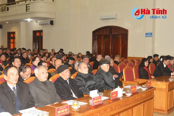 can bo cot can cac thoi ky dong gop lon cho su phat trien chung cua ha tinh