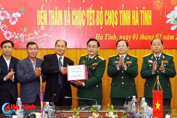 llvt ha tinh vieng chan tang cuong hop tac vun dap tinh huu nghi
