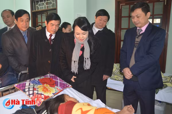 bo sung 2 benh vien tuyen huyen tai ha tinh vao danh sach ve tinh cua benh vien e