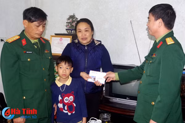 cau chuyen cua nhung em be ha tinh bi benh tim bam sinh