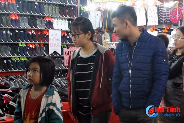 120 gian hang tham gia hoi cho thuong mai nong nghiep va du lich ha tinh 2018