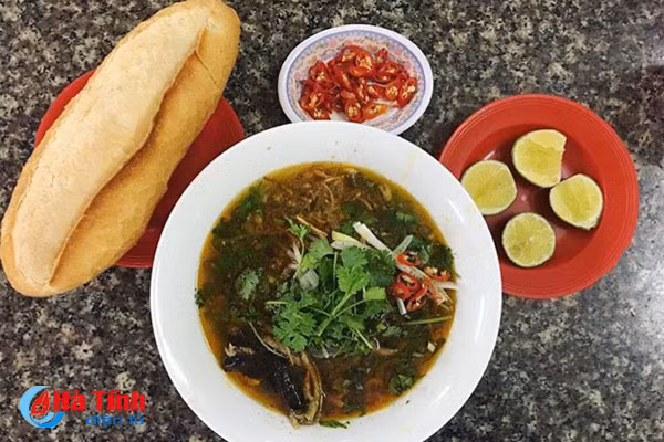 mach ban cac mon an ngon trong dem dong gia lanh o tp ha tinh