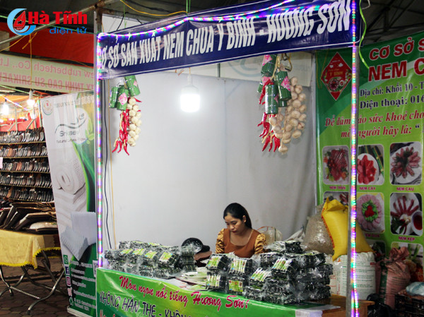 120 gian hang tham gia hoi cho thuong mai nong nghiep va du lich ha tinh 2018