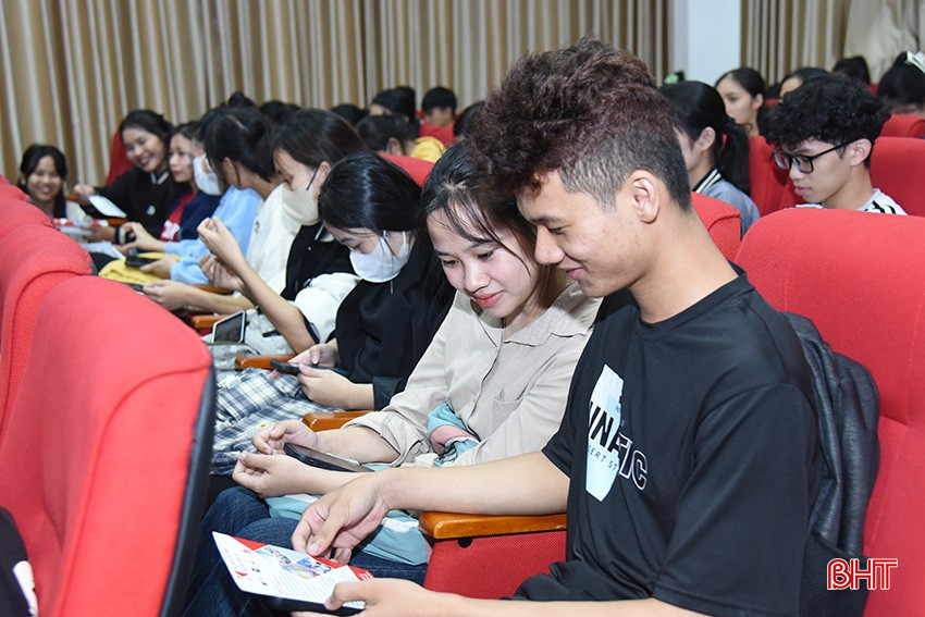 DSC_2210 copy.jpg
