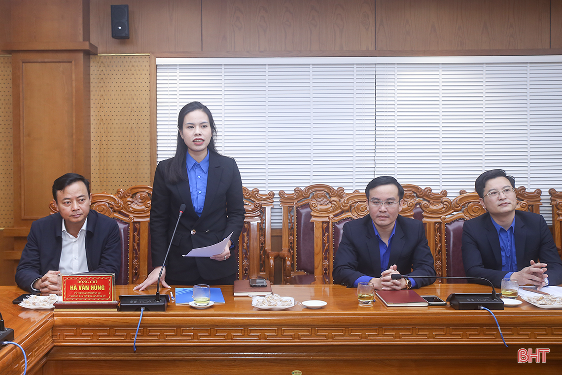 Gặp mặt đoàn đại biểu Hà Tĩnh dự Đại hội Đoàn toàn quốc lần thứ XII