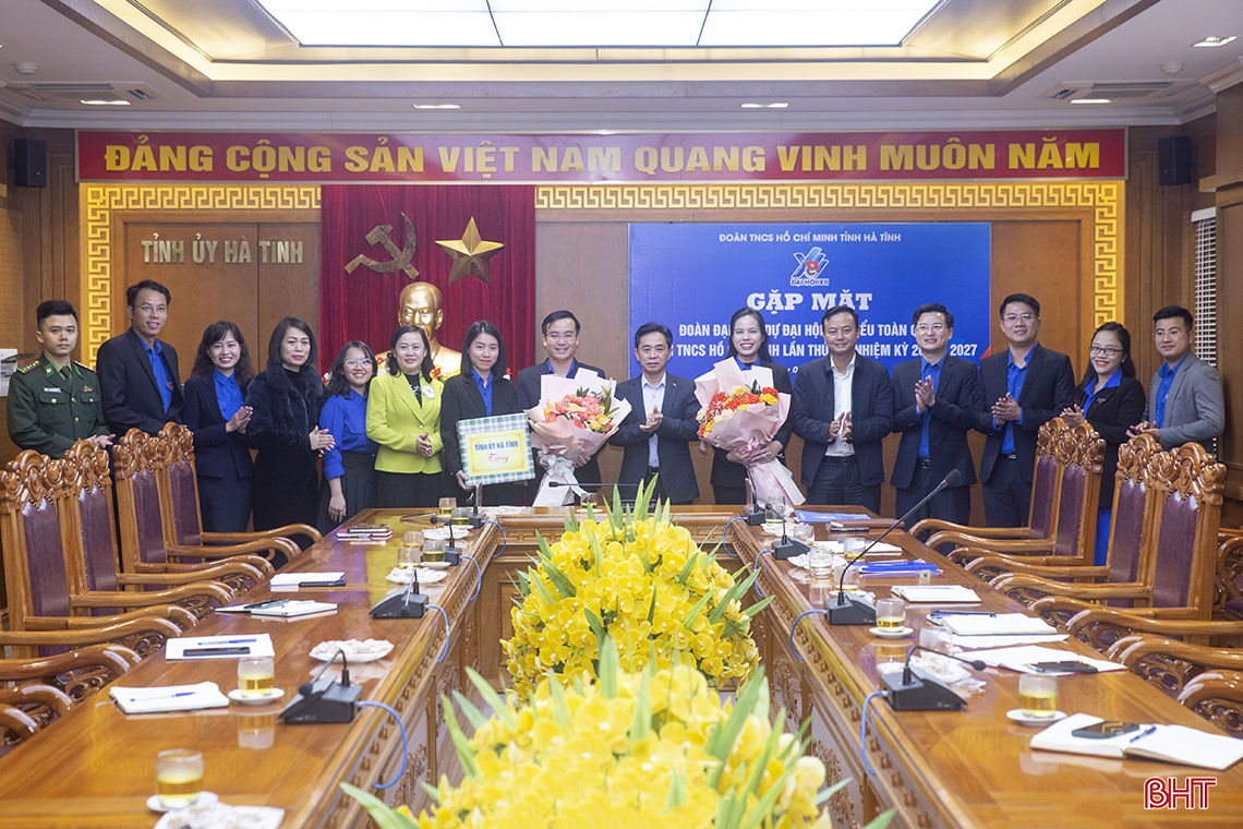 Gặp mặt đoàn đại biểu Hà Tĩnh dự Đại hội Đoàn toàn quốc lần thứ XII