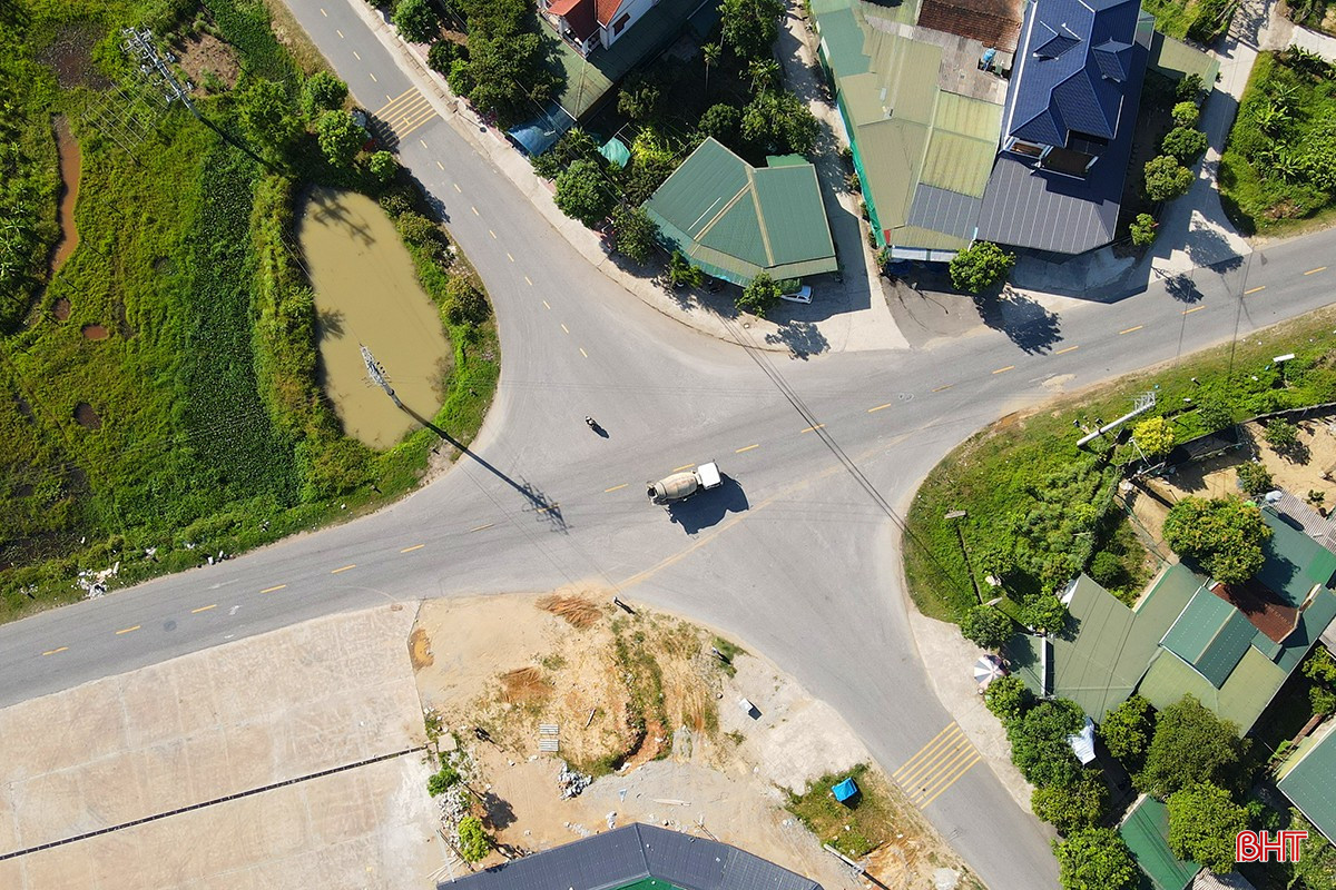 bqbht_br_nga-tu-cam-binh.jpg