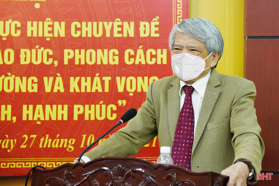 Phát huy vai trò, trách nhiệm của người đứng đầu trong học và làm theo Bác