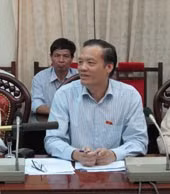 Đại biểu Trần Đình Đàn: "Bên cạnh yếu tố tính đến nguồn vốn để thực thi dự án và hiệu quả thu hồi vốn thì vấn đề tác động đến môi trường không thể không tính đến"