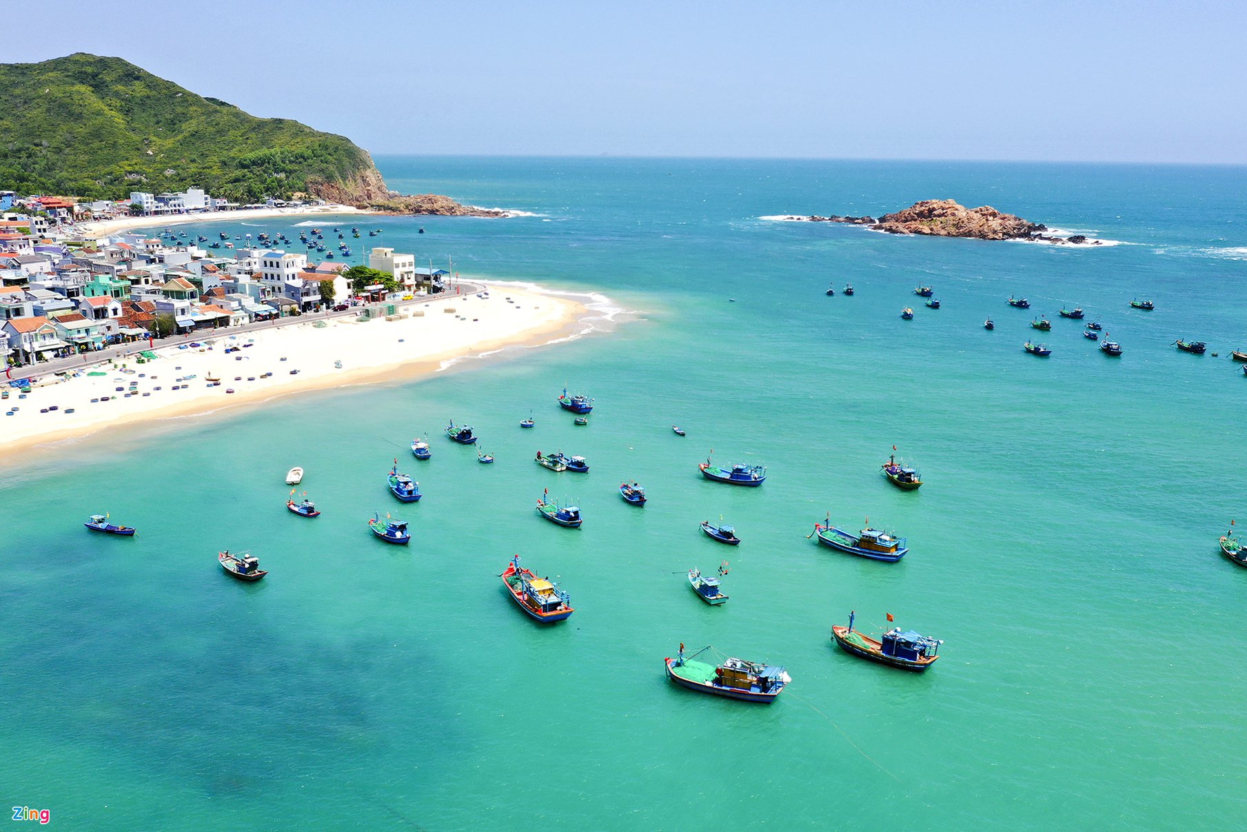 Làng chài đẹp như tranh vẽ ở phố biển Quy Nhơn