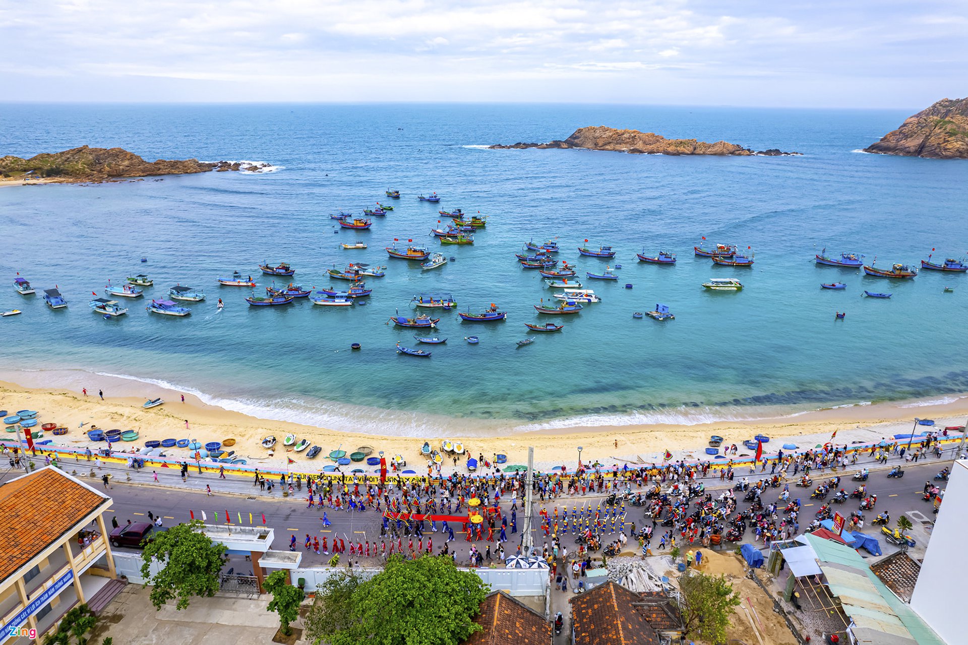 Làng chài đẹp như tranh vẽ ở phố biển Quy Nhơn