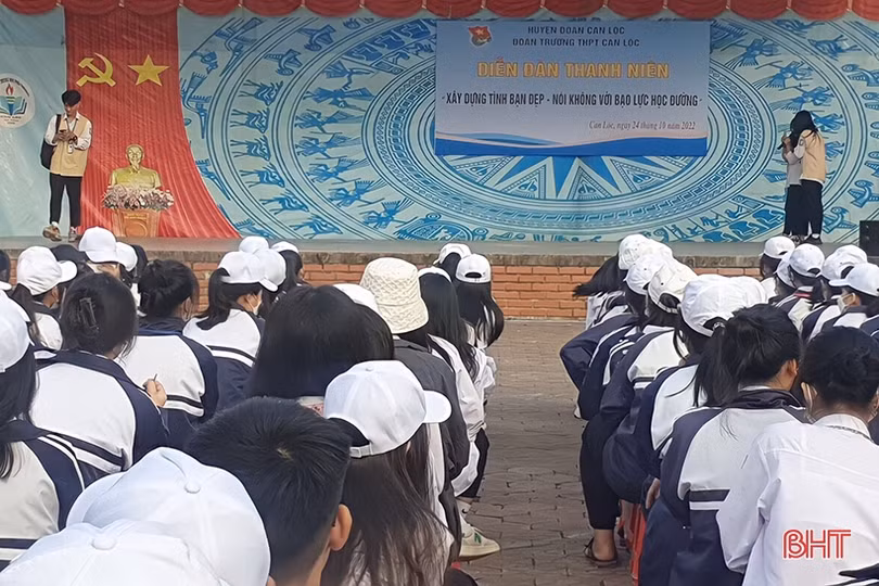 Các trường học ở Hà Tĩnh tích cực “Xây dựng tình bạn đẹp, nói không với bạo lực học đường”