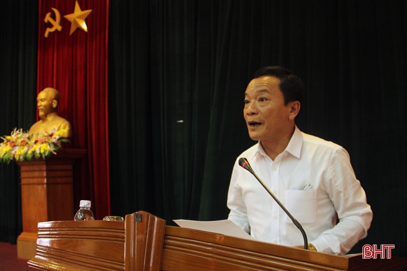 Hướng dẫn đại biểu HĐND tỉnh Hà Tĩnh sử dụng phần mềm “kỳ họp không giấy”