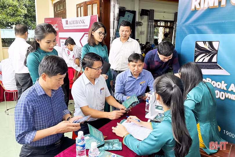 Địa phương đầu tiên của Đức Thọ ra mắt các tổ chuyển đổi số cộng đồng