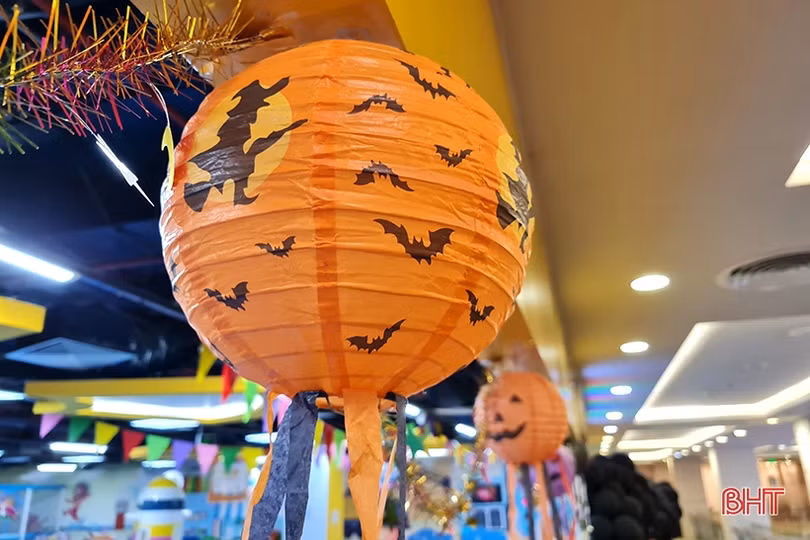 Sắc màu không khí đón Halloween ở TP Hà Tĩnh
