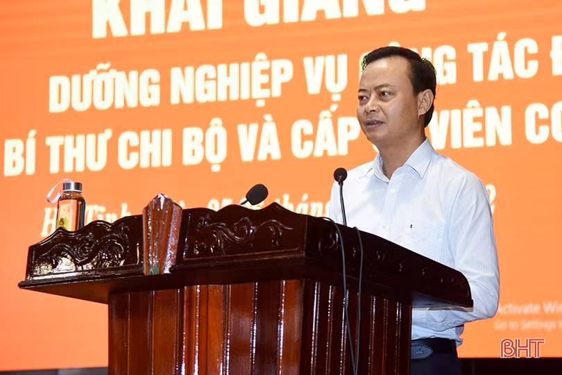 Nâng cao kiến thức, kỹ năng nghiệp vụ công tác Đảng cho cán bộ Công an Hà Tĩnh