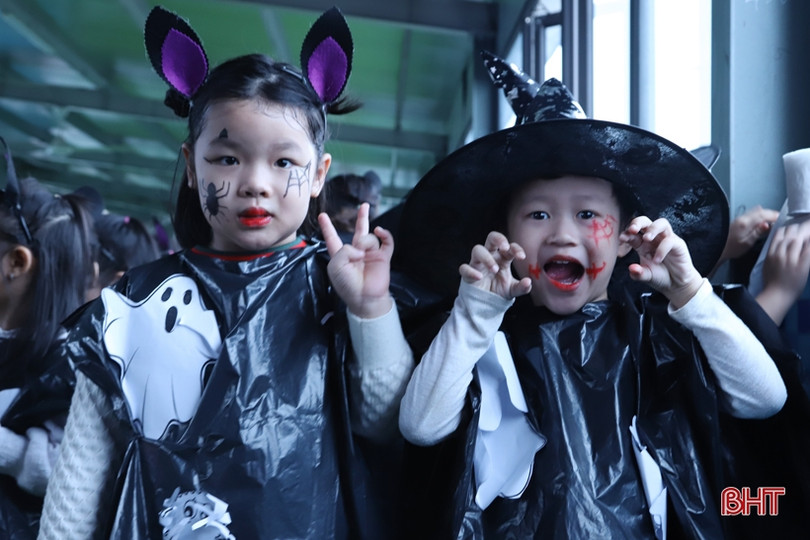 Những khoảnh khắc vui nhộn, đáng yêu của cô và trò Trường Mầm non Trí Đức