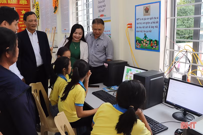 Tiếp tục ra mắt ngôi nhà trí tuệ ở các huyện Vũ Quang, Kỳ Anh