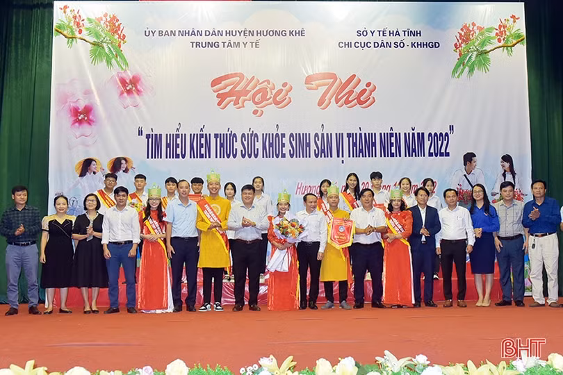 Học sinh Hương Khê thi tìm hiểu sức khỏe sinh sản vị thành niên, thanh niên 