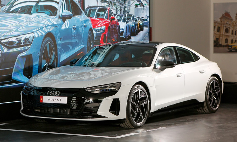 Những mẫu xe điện chiếm sóng tại Vietnam Motor Show 2022