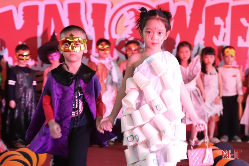 Những khoảnh khắc vui nhộn, đáng yêu của cô và trò Trường Mầm non Trí Đức