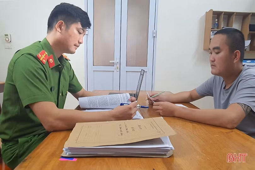 Công an TP Hà Tĩnh đánh sập đường dây mua bán trái phép thông tin tài khoản ngân hàng quy mô lớn