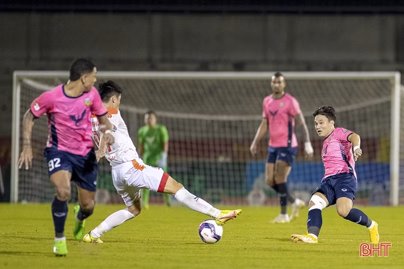 Bốc thăm vòng 1 V-League 2023: Hồng Lĩnh Hà Tĩnh làm khách trước HAGL