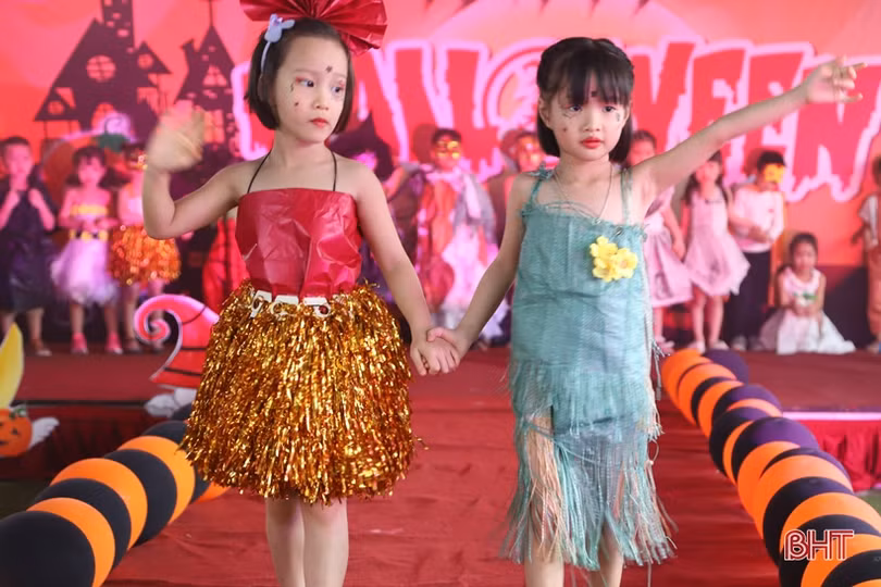 Những khoảnh khắc vui nhộn, đáng yêu của cô và trò Trường Mầm non Trí Đức