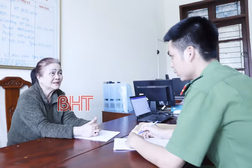 2 mẹ con ở phố núi Hương Sơn tàng trữ hơn 800kg pháo