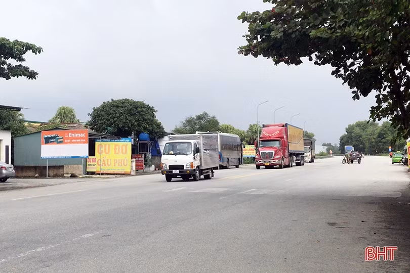 Vì sao ô tô tải “đứng đầu” danh sách phương tiện quá hạn đăng kiểm ở Hà Tĩnh?