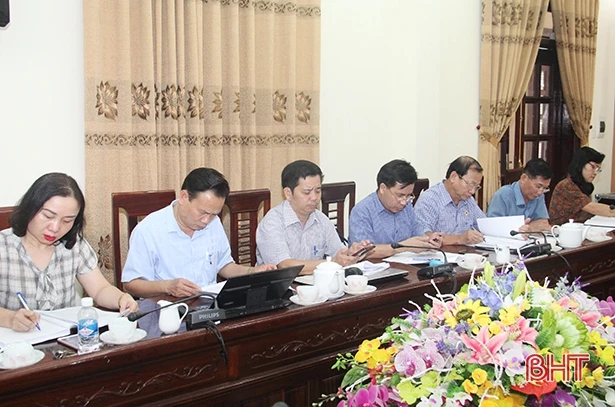 Thẩm tra báo cáo, dự thảo nghị quyết trình Kỳ họp thứ 10 HĐND tỉnh Hà Tĩnh