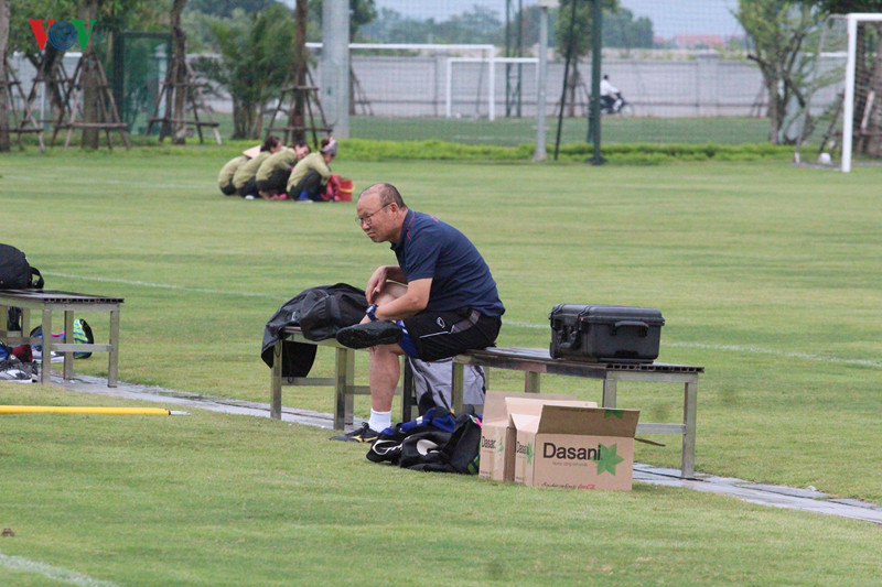 HLV Park ngấm ngầm “soi giò” các nhân tố mới của U23 Việt Nam