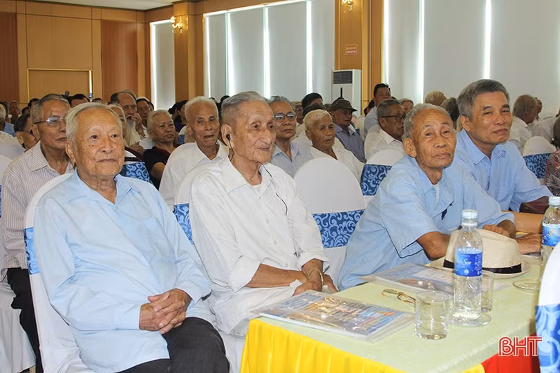 Hà Tĩnh vinh danh 40 cán bộ công đoàn cơ sở tiêu biểu