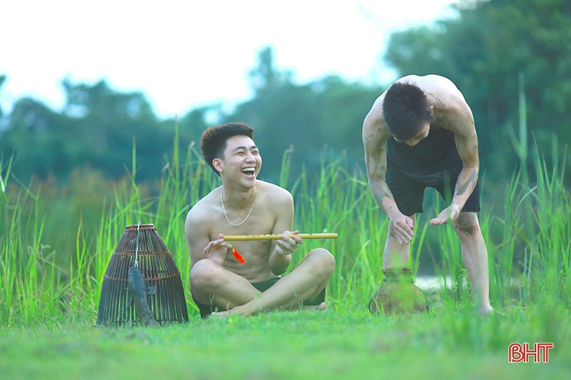 Trở về tuổi thơ cùng những ngày hè thú vị của trẻ em Hà Tĩnh