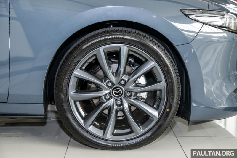 Hình ảnh chi tiết Mazda3 2019 giá gần 800 triệu đồng tại Malaysia
