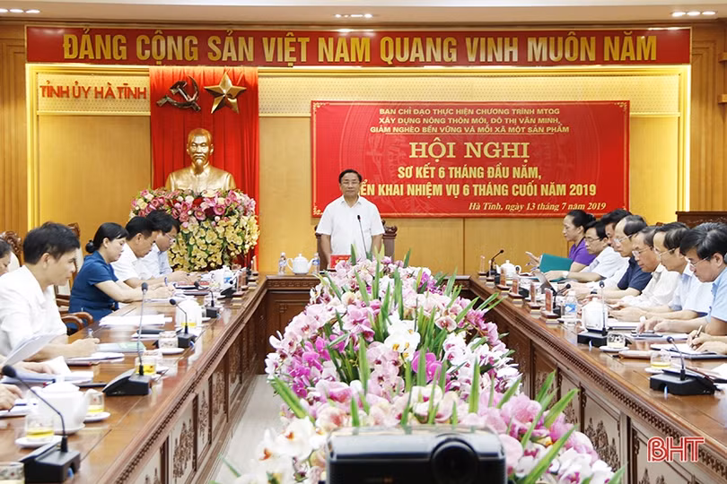 Kiên trì thu hút doanh nghiệp đầu tư vào nông nghiệp, tạo đầu kéo cho sản xuất