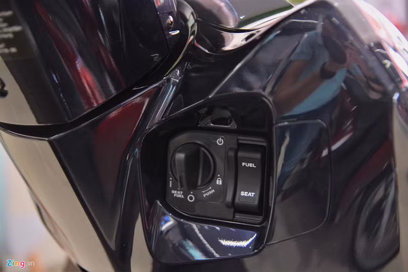 Honda Lead thế hệ mới 3 phiên bản, đại lý chưa có xe để bán ảnh 8 Honda Lead thế hệ mới 3 phiên bản, đại lý chưa có xe để bán