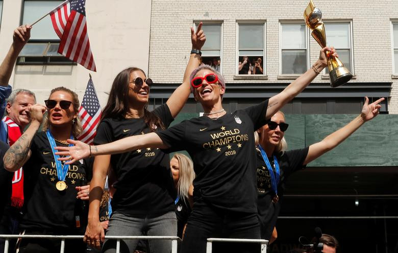 Tuyển nữ Mỹ diễu hành mừng chức vô địch World Cup 2019