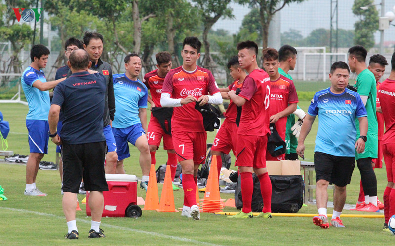 HLV Park ngấm ngầm “soi giò” các nhân tố mới của U23 Việt Nam