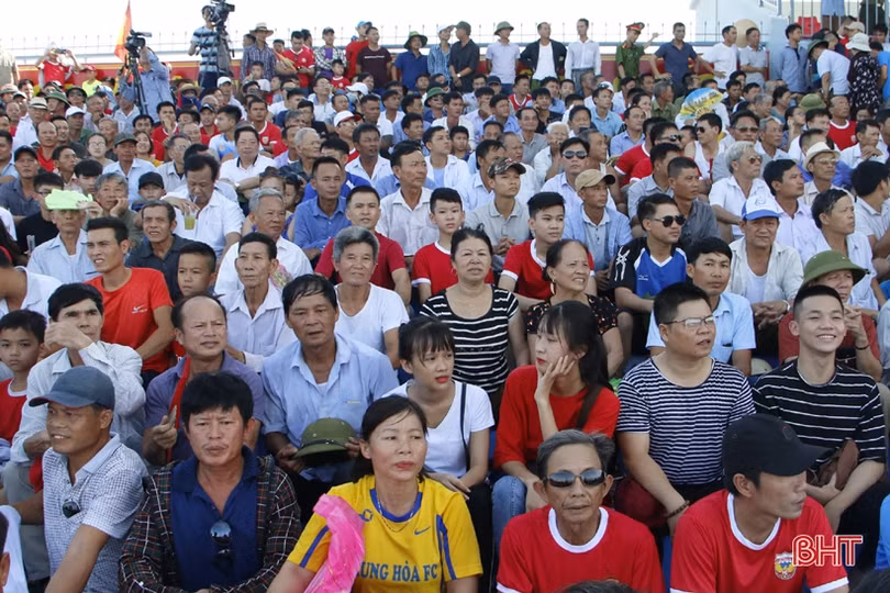 Hàng công thiếu duyên, Hồng Lĩnh Hà Tĩnh thất thủ trước An Giang ngay trên sân nhà