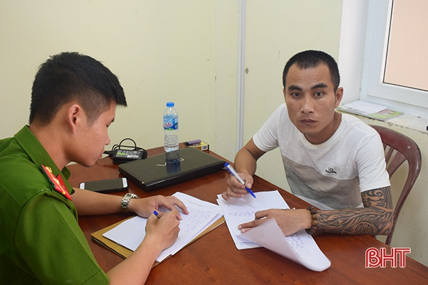 Trốn “trại giáo dưỡng” Hà Tĩnh rồi cướp xe máy bỏ chạy