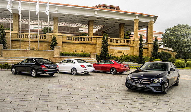Xe sang Mercedes E-Class mới giá hơn 2,1 tỷ đồng