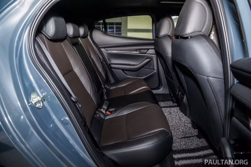 Hình ảnh chi tiết Mazda3 2019 giá gần 800 triệu đồng tại Malaysia