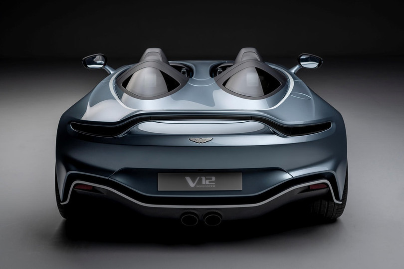 Aston Martin V12 Speedster - siêu xe độc lạ, giá 1 triệu USD