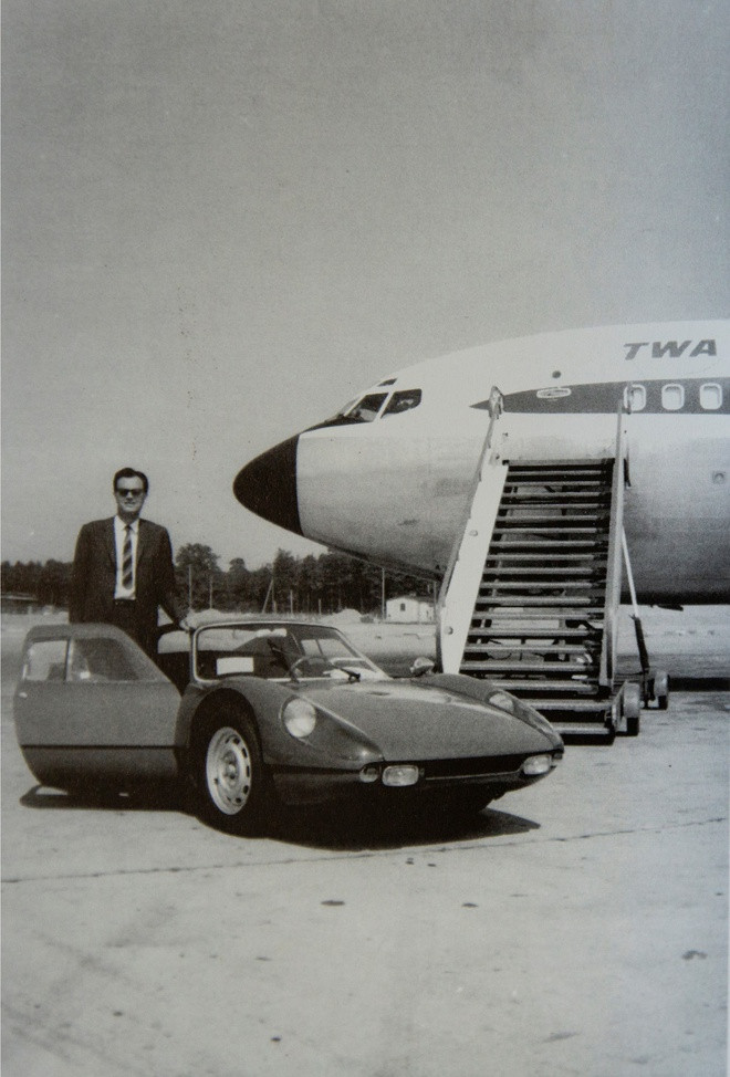 Bộ sưu tập xe cổ trị giá 10 triệu USD được tặng cho trường đại học