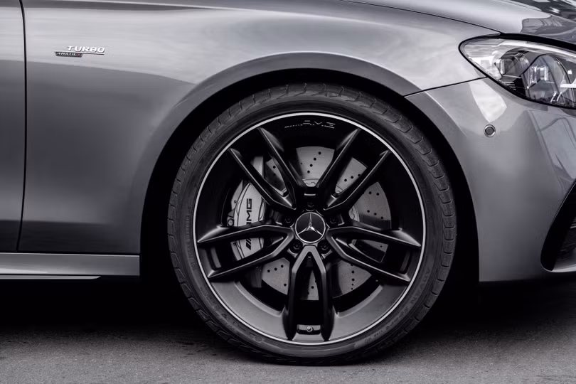 Phiên bản hiệu năng cao Mercedes-AMG E53 2021 chính thức trình làng