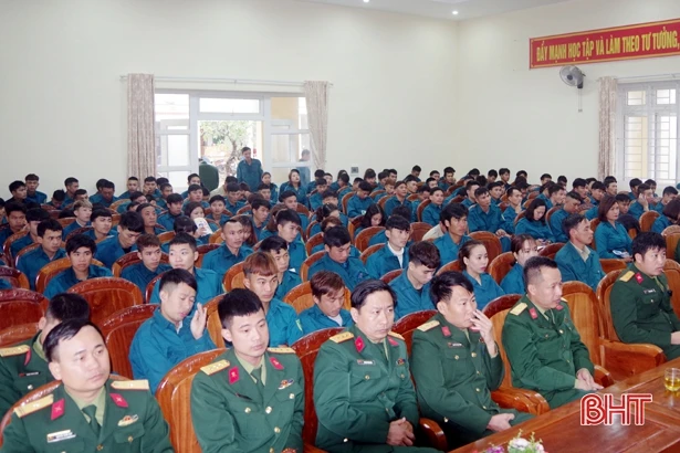 Huyện Kỳ Anh tổ chức huấn luyện chiến đấu dân quân năm 2020