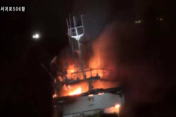 2 lao động Hà Tĩnh mất tích trong vụ cháy tàu cá trên biển Hàn Quốc