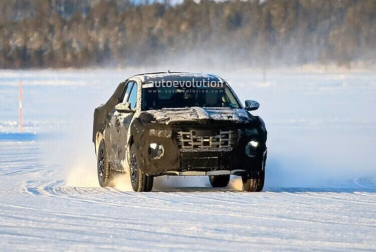 Xe bán tải của Hyundai lần đầu lộ diện